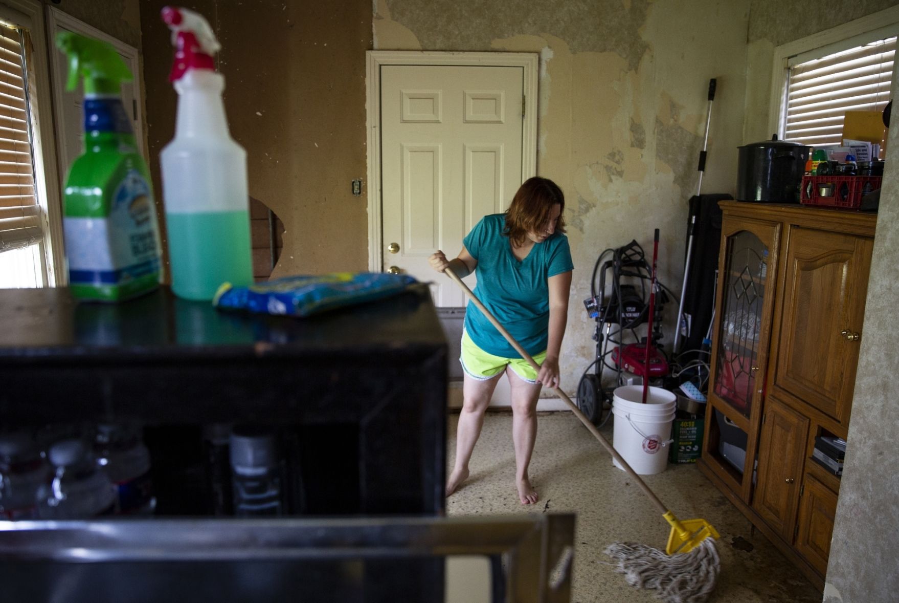 Hurricane Harvey deepens income divide in Crossroads